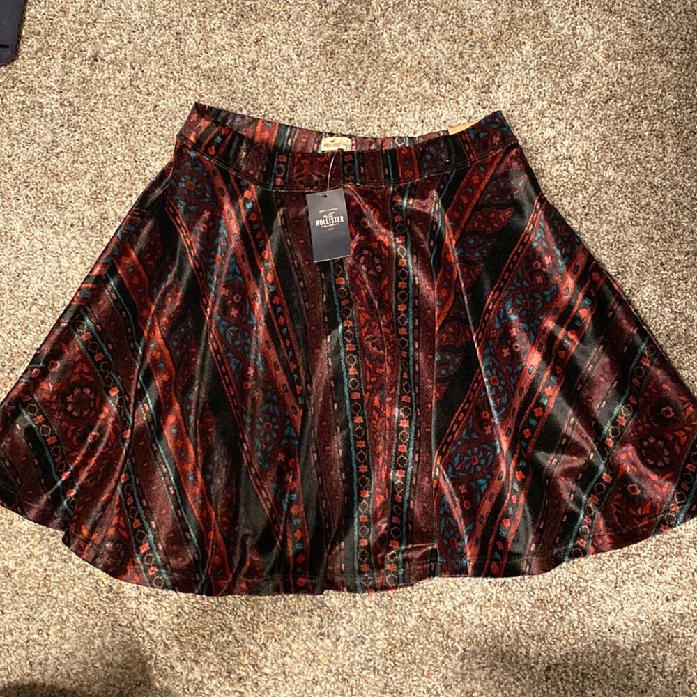 Hollister Skirt. Multi color, size S - Picture 1 of 2